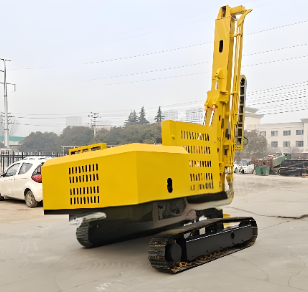 履带光伏打桩机